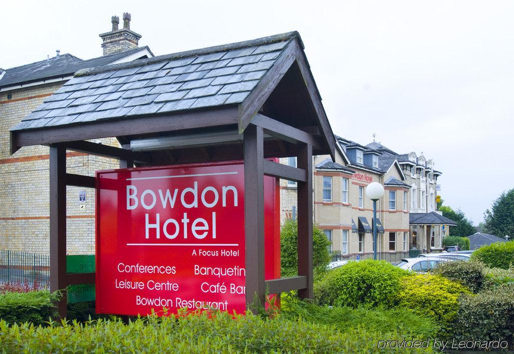 Mercure Altrincham Bowdon Hotel Ringway Esterno foto